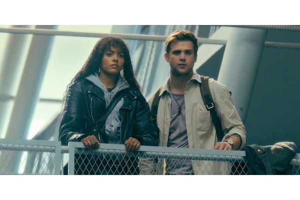 Why Apple TV+'s New Ridley Scott-Produced Conspiracy Thriller Prime Target Was A Huge Challenge For Star Leo Woodall