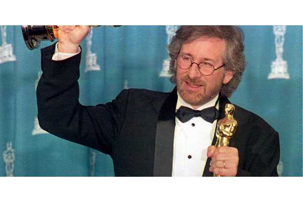 “Spielberg Played A Big Joke On Him”: Steven Spielberg Pranked Harrison Ford During His Goonies Set Visit, And He Made Sure Every Crew Member Was In On It