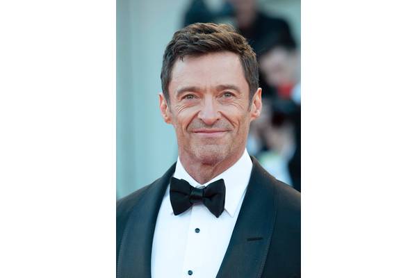 Hugh Jackman’s 3 Minute Long Performance As Superman Is Still One Of The Weirdest Things I’ve Ever Seen 24 Years Later