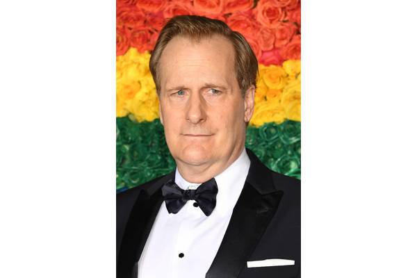 Jeff Daniels Starring In New Apple TV+ Series Inspired By Memoir About Media World