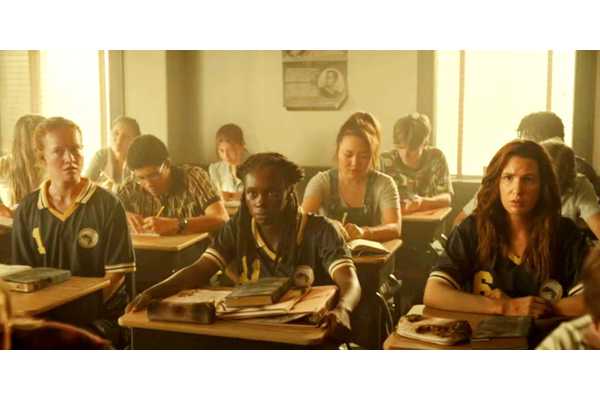 The Real Reason Ella Purnell’s Jackie Keeps Returning In Yellowjackets