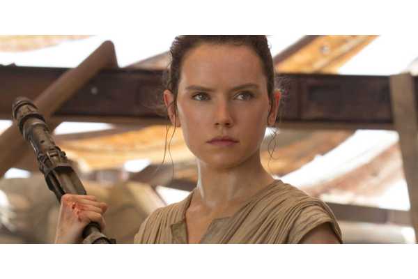 Daisy Ridley's Divisive Family Comedy Surges On Streaming 7 Years After $351M Success