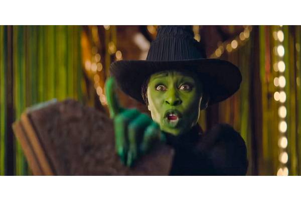 Wicked Ending Explained & How It Sets Up Wicked Part 2
