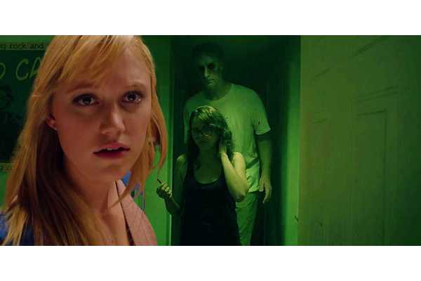 Two Of Maika Monroe’s Recent Horror Movies Are Trending On Streaming, But This Creepy Thriller From 10 Years Ago Is Still Her Best