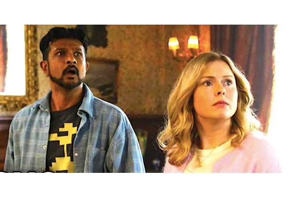 "It’s Almost A Little, Like, Curb Your Enthusiasm-y": Ghosts Star Breaks Down The "Dumbest" Reason For Isaac & Hamilton's Rivalry In Season 4 Flashback Episode
