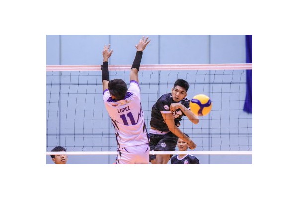 Martelli ends 6-game slump in Spikers' Turf