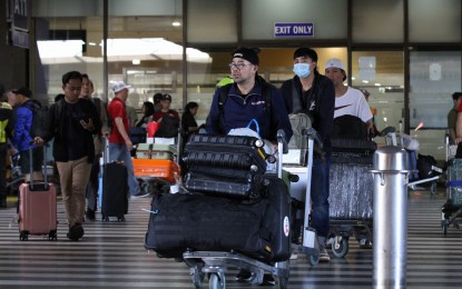 NAIA 'green lane' scanning temporarily suspended to avoid long lines