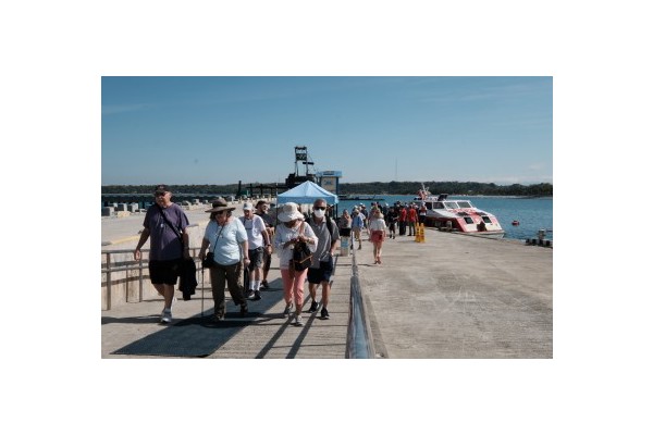 MV Norwegian Jewel returns to Currimao port with 2,376 passengers