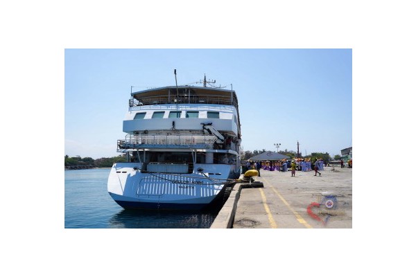 Doulos Hope floating book fair takes part in La Union’s Ayat Fest