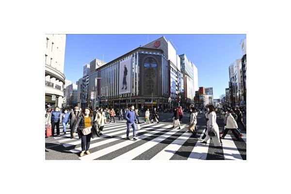 Filipinos in Japan must go green when hailing cabs