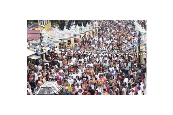 Manaoag logs over 600K visitors during Holy Week