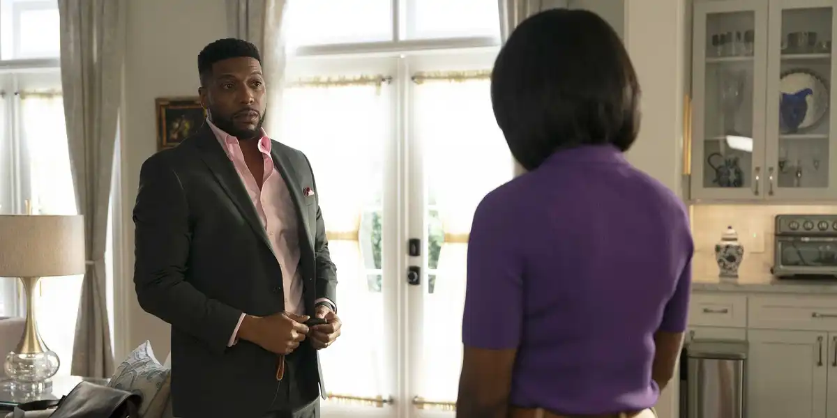 Tucker talking to Catherine in Grosse Pointe Garden Society season 1, episode 5