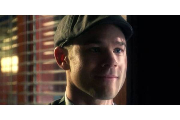 "A Sh-tty Way To Basically Get Fired": Smallville Star Aaron Ashmore Addresses Controversial Jimmy Olsen Death 16 Years Later