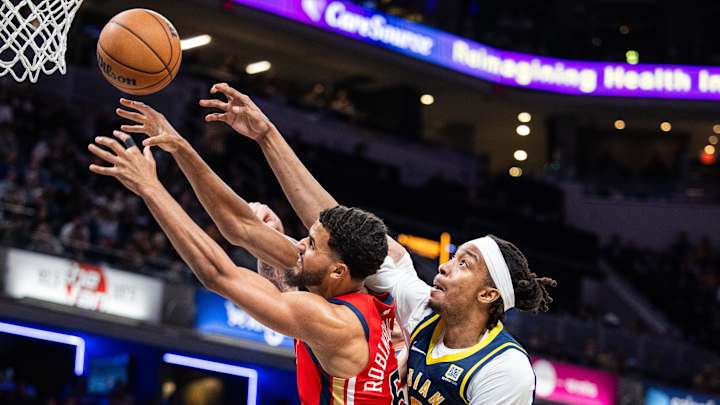 New York Knicks, New Orleans Pelicans, Moses Brown New York Knicks, New Orleans Pelicans, Moses Brown