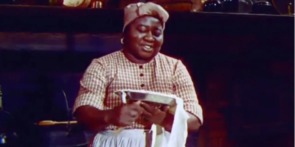 Song of the South Hattie McDaniel making pie