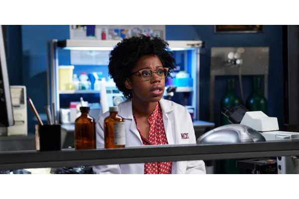 NCIS Star Names Two Characters Who "Would Be Really Fun To Crack" In Future Episodes
