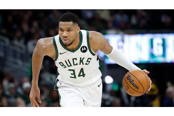 Giannis Antetokounmpo's injury status and update for Knicks vs. Bucks Jan. 12