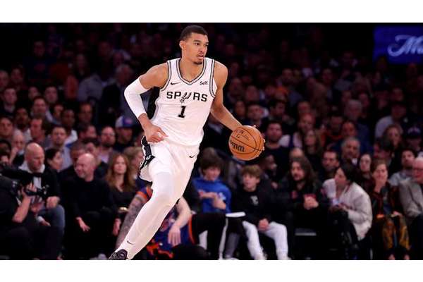 Victor Wembanyama stat is proof of Knicks shift after Karl-Anthony Towns trade