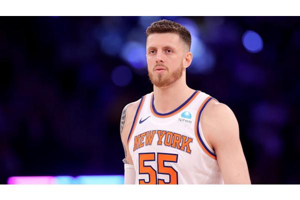 Isaiah Hartenstein workout video makes Knicks departure sting all over again