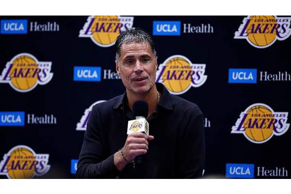 Lakers reportedly eyeing young center that Knicks previously tried to trade for