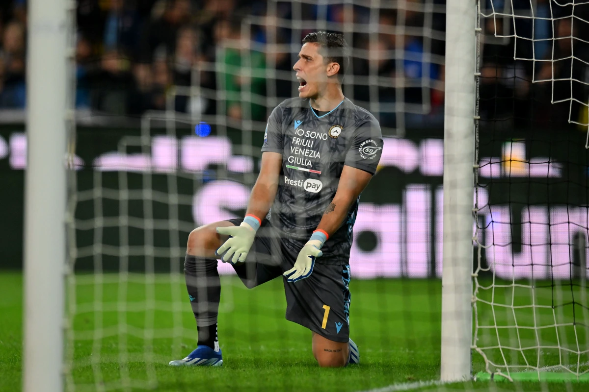 Marco Silvestri of Udinese Calcio during the Serie A TIM match between Udinese Calcio and Atalanta BC at Dacia Arena on November 12, 2023 in Udine, Italy. (Photo by Alessandro Sabattini/Getty Images)