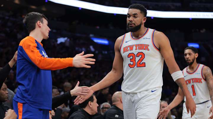 Mar 2, 2025; Miami, Florida, USA; New York Knicks center Karl-Anthony Towns (32) high-fives with teammates during the second quarter against the Miami Heat at Kaseya Center. Mandatory Credit: Sam Navarro-Imagn Images Mar 2, 2025; Miami, Florida, USA; New York Knicks center Karl-Anthony Towns (32) high-fives with teammates during the second quarter against the Miami Heat at Kaseya Center. Mandatory Credit: Sam Navarro-Imagn Images