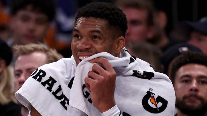 Milwaukee Bucks v New York Knicks Milwaukee Bucks v New York Knicks