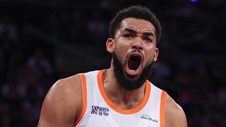Mar 22, 2025; New York, New York, USA; New York Knicks center Karl-Anthony Towns (32) reacts during the first half against the Washington Wizards at Madison Square Garden. Mandatory Credit: Vincent Carchietta-Imagn Images Mar 22, 2025; New York, New York, USA; New York Knicks center Karl-Anthony Towns (32) reacts during the first half against the Washington Wizards at Madison Square Garden. Mandatory Credit: Vincent Carchietta-Imagn Images