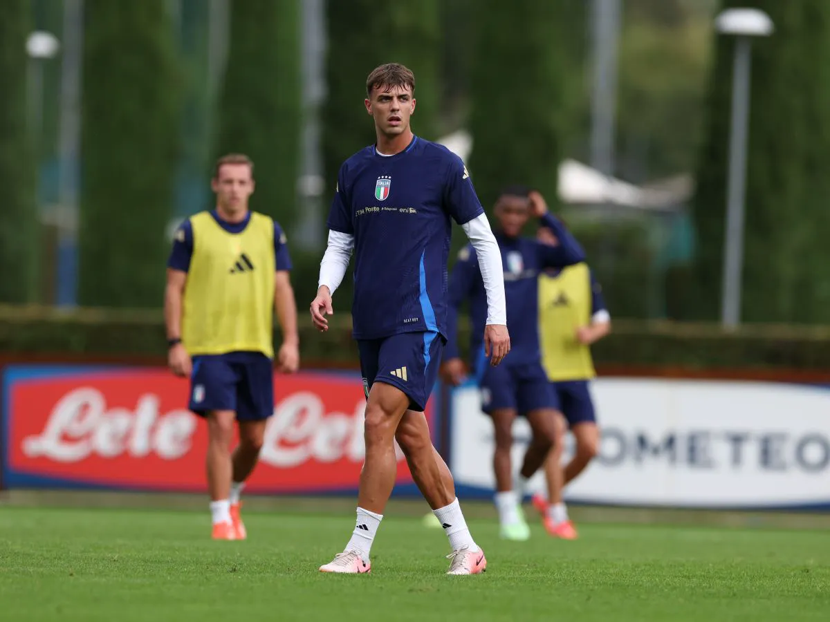 italy-training-session-and-press-conference-maldini-pitch