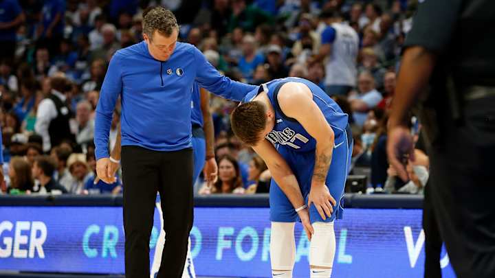 New York Knicks, Dallas Mavericks, Casey Smith New York Knicks, Dallas Mavericks, Casey Smith