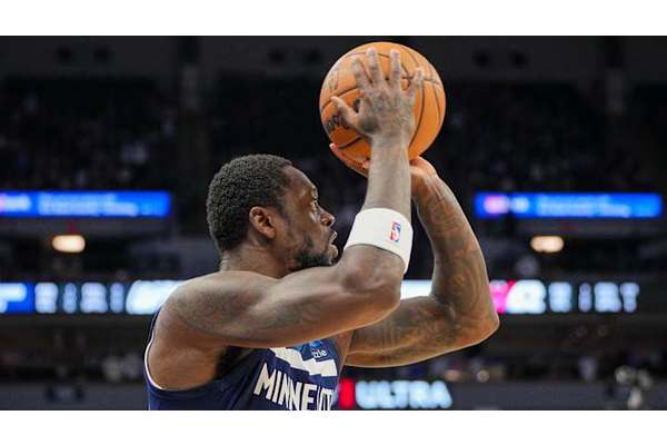 Julius Randle's surge with Timberwolves comes at bad time for Knicks fans