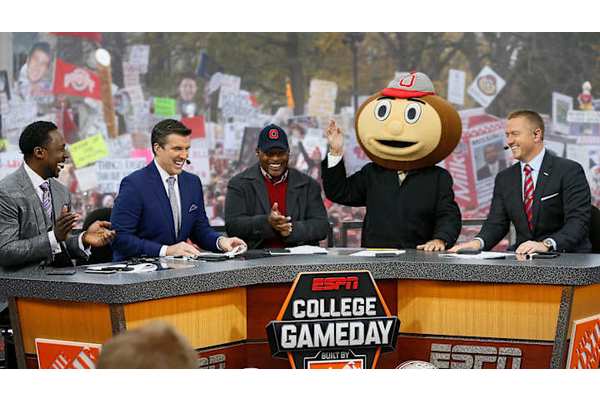College GameDay nowhere to be found for Week 0 has football fans furious