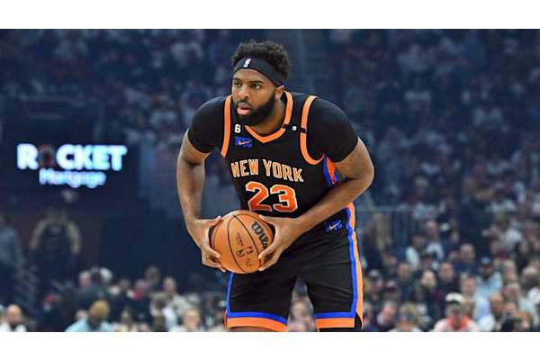 Mitchell Robinson's looming return couldn't come faster after new Knicks injury blow