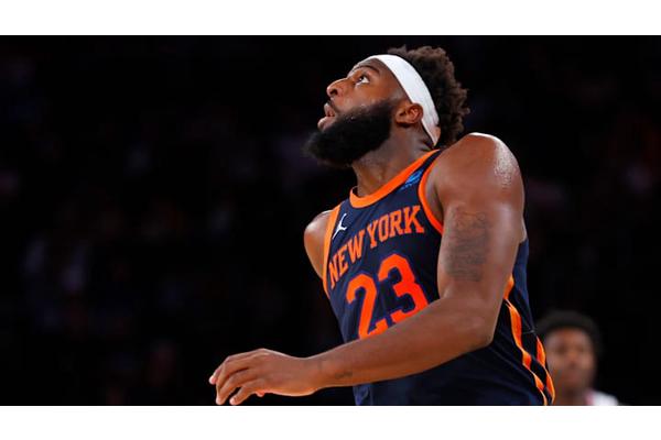 Knicks not making a move at trade deadline could actually be a positive sign