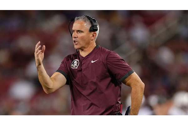 5 schools who can't afford to fire their terrible college football coaches