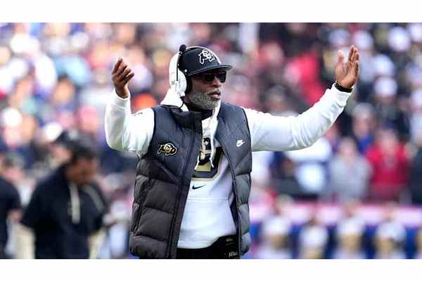 Who is playing college football on Black Friday? Complete game schedule