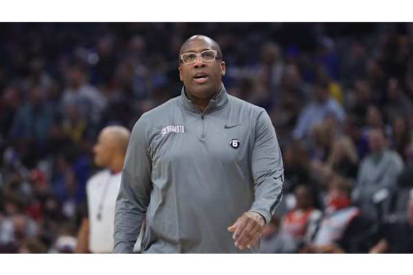 Knicks replaced Tom Thibodeau with the same coach in strange signing