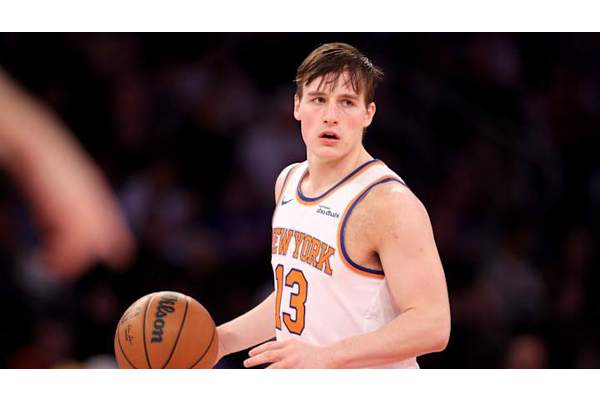 Knicks must give overlooked rookie a chance with Jalen Brunson injured