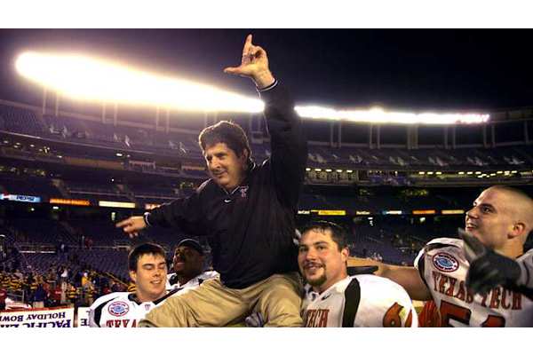 National Football Foundation Amends Hall of Fame Criteria