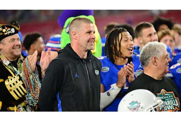 Judge rules to move forward with ex-Florida QB's lawsuit against Billy Napier, Gators
