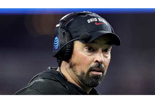 Surprising team leads Way-Too-Early odds for 2026 college football national title