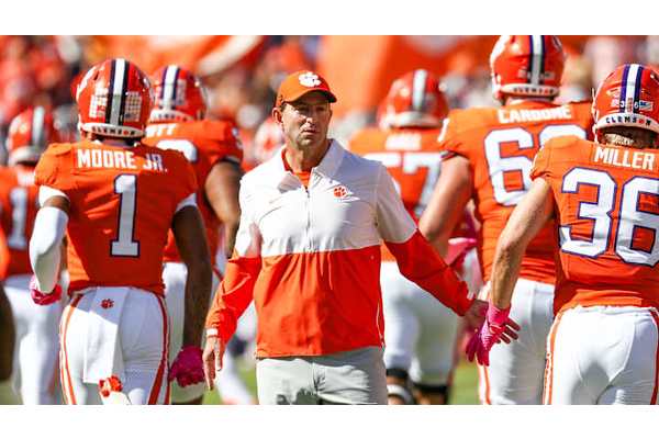 Big shakeup in AP Top 25 for Week 10: Multiple teams dropped from Top 10 without losing