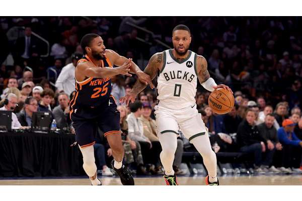 Knicks' playoff hopes improve after star's troubling injury