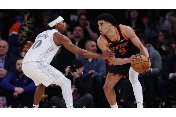 Knicks find unlikely source of hope in search to address most glaring weakness