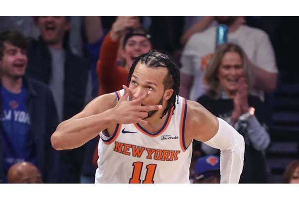 It took just one quarter for Jalen Brunson to silence any injury doubt