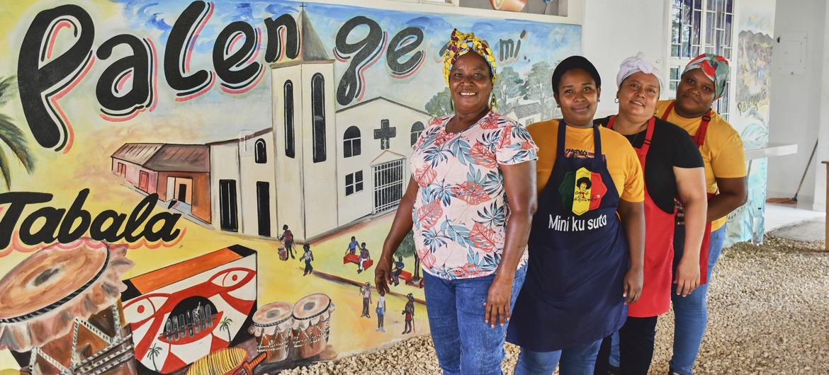 At the Toro Sonrisa Artisanal Shop victims of displacement like Saray Zuñiga are rebuilding their livelihoods At the Toro Sonrisa Artisanal Shop victims of displacement like Saray Zuñiga are rebuilding their livelihoods
