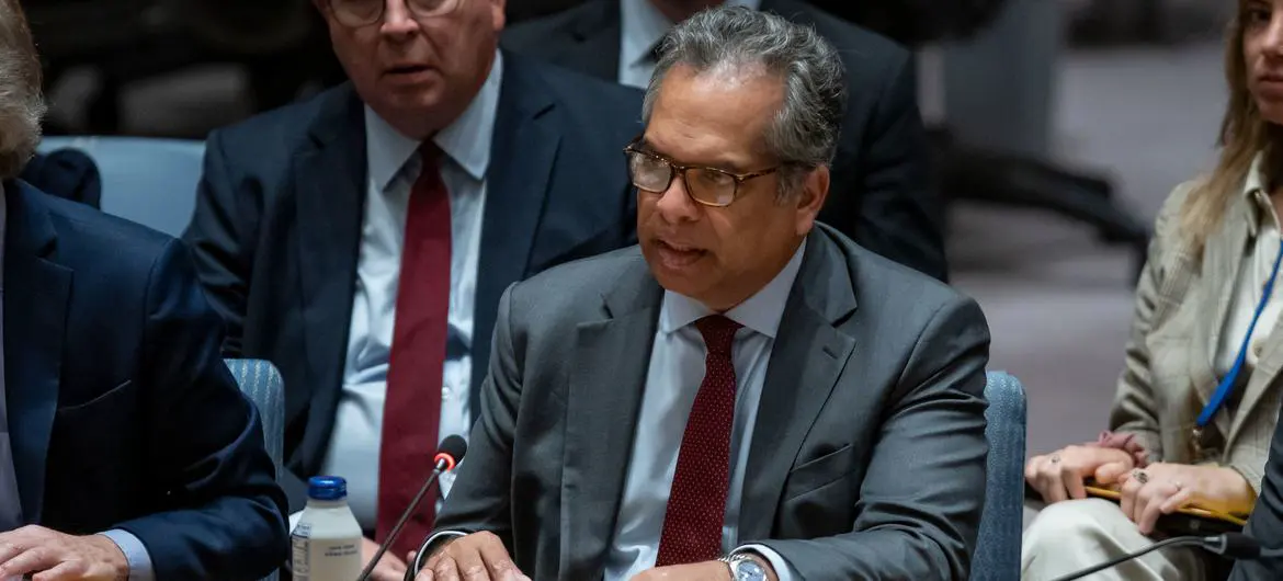 Ramesh Rajasingham, Director of Coordination at OCHA, briefs the Security Council meeting on the situation in Syria.