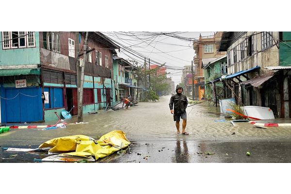 UN officials alarmed by civilian targeting amid renewed fighting in Myanmar | UN News