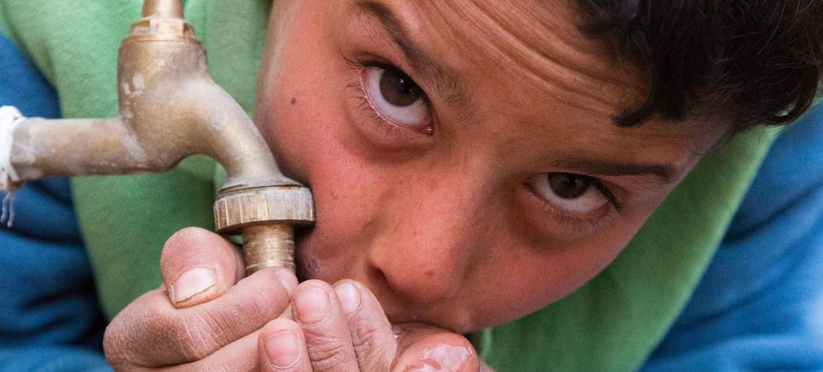 Clean water, basic toilets and good hygiene practices are essential to the health of children in Afghanistan. Clean water, basic toilets and good hygiene practices are essential to the health of children in Afghanistan.