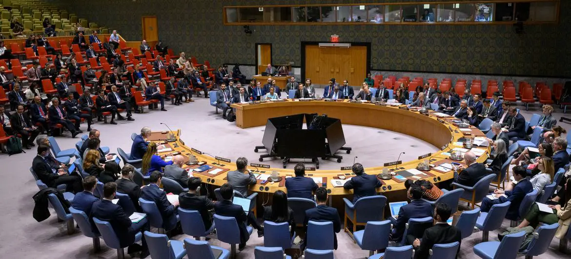 A wide view of the UN Security Council chamber as members meet on the situation in Syria.